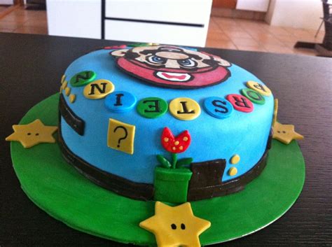 Super Mario Bros Cake - CakeCentral.com