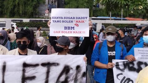 Kritik Kebijakan Harga BBM Naik Hikmahbudhi Bebani Rakyat