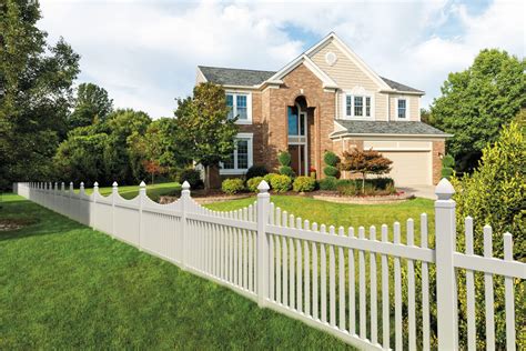 Carlisle Scallop Vinyl Fencing Freedom Outdoor Living For Lowes