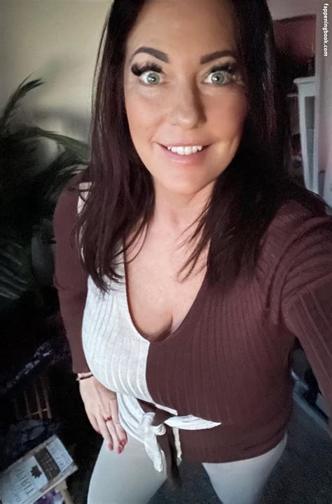 KellyK Kellyk Nude OnlyFans Leaks Fappening FappeningBook