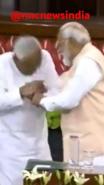 Nitish Kumar Trying To Touch Pm Modi S Feet Shorts Nncnews Youtube