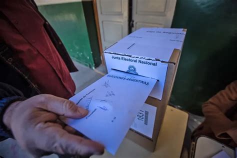 Padrón electoral Dónde Voto revisá tus datos para votar hoy LA NACION