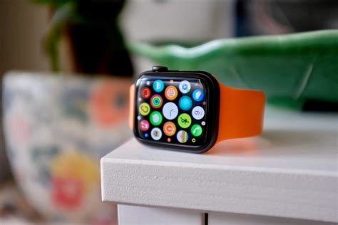 Apple Watch SE Review: The easiest to recommend Apple Watch yet