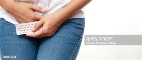 Female Doctor Confused Photos And Premium High Res Pictures Getty Images