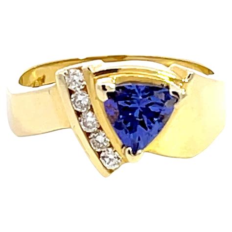 Trillion Blue Purple Tanzanite And 5 Diamond Ring In 14k Yellow Gold