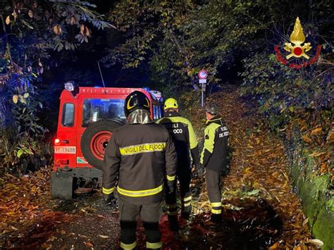 Precipita In Un Crepaccio Salvato Dai Pompieri Rete55