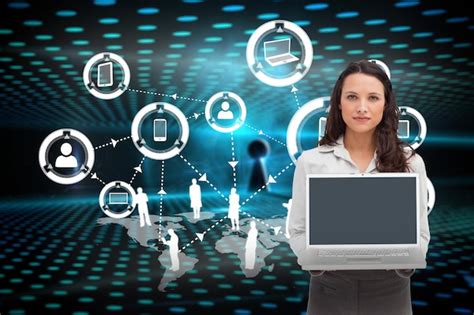 Premium Photo Brunette Woman Standing While Showing A Laptop Screen