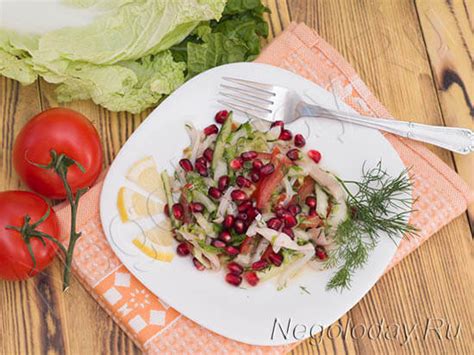 Низкокалорийный салат с кальмарами – порадует вкусом и наполнит бодростью