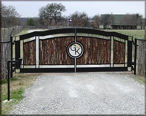 Dallas Fort Worth TX Gates Fences IRON WOOD FENCING Board On