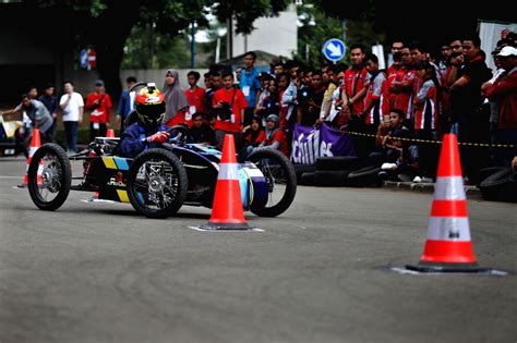 INDONESIA-BANDUNG-ELECTRIC CAR COMPETITION