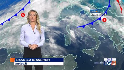 Meteo 12 dicembre con poca pioggia peggioramento più intenso domani