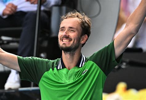 Medvedev nakon četiri sata igre i pet setova ušao u polufinale AO