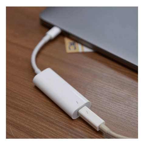 Apple Thunderbolt 3 naar Thunderbolt 2 adapter | Snel in huis.