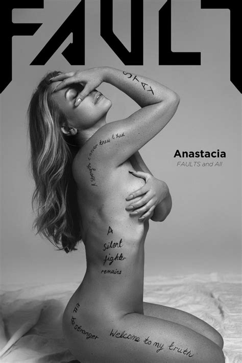 Anastacia Nude Sexy 6 Photos TheFappening