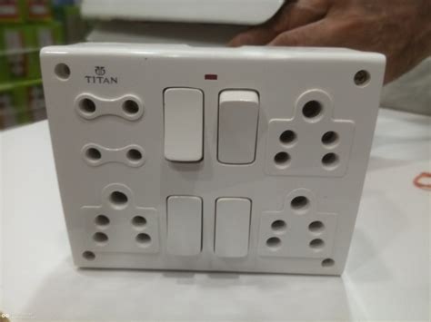 6a Modular Switch Socket Combination Polycarbonate At Best Price In New Delhi