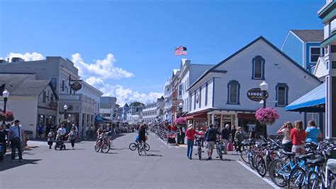 mackinac island visitors  stock photo public domain pictures