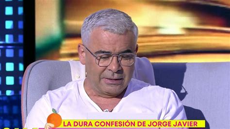 Jorge Javier Vázquez Llora Al Leer Una Parte De Su Nuevo Libro Y