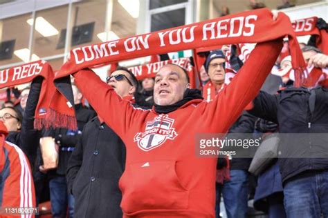 Bmo Stadium Photos And Premium High Res Pictures Getty Images