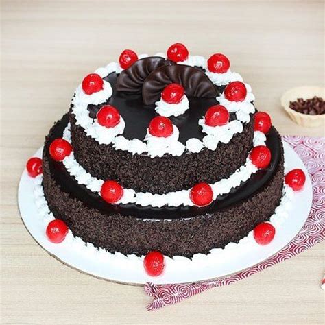 100 Fresh Two Layer Pure Eggless Black Forest Round Birthday Cake At