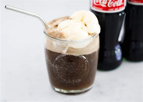 2 Ingredient Coke Float Recipe I Heart Naptime