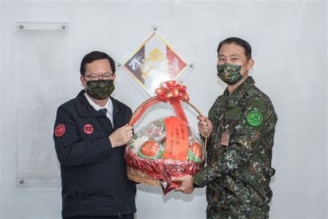 桃市府111年春節勞軍，鄭市長感謝國軍全力協助防疫與抗旱工作