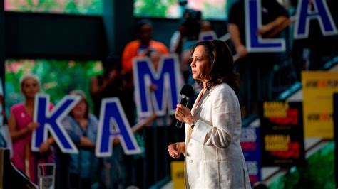 Is It Panic Time For Kamala Harris Cnn Politics