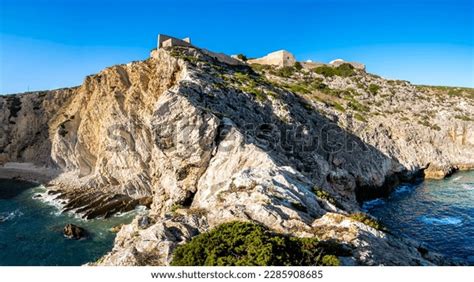 Eroded Stairs 575 Images Photos Et Images Vectorielles De Stock