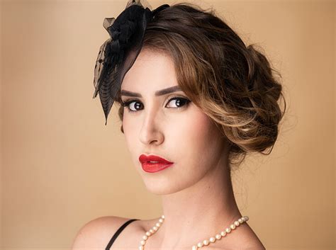 Il Lipstick Effect” Lindustria Cosmetica Negli Anni 40 Rea Academy