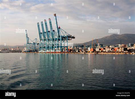 Apm Terminals Hi Res Stock Photography And Images Alamy