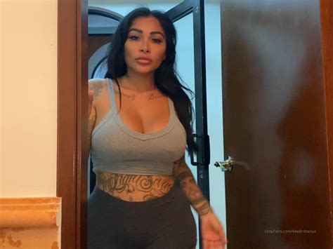 Brittanya Razavi Onlyfans Fingering Her Pussy