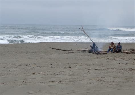 Clam Beach County Park in McKinleyville, CA - California Beaches