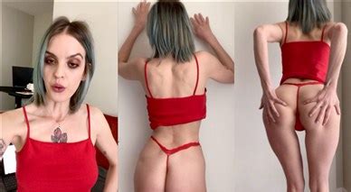 免费观看Phoebe Yvette Youtuber Red Thong Nude Video Leaked