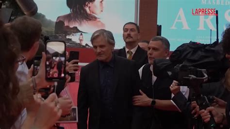 Ovazione Per Viggo Mortensen Che Vendica La Madre Con Un Western