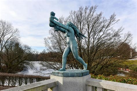 Oslo Noruega De Febrero De Escultura En El Parque Vigeland