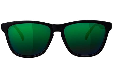 Mehrathon Trading — Deric Polarized Matte Black Green Mirror