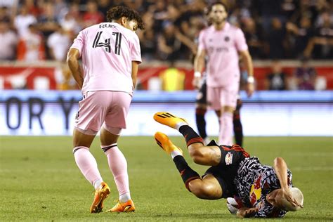 Messi Define Con Un Golazo Su Debut En La MLS Y Triunfo Del Inter Miami