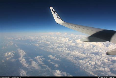 EI DLD Ryanair Boeing 737 8AS WL Photo By Daniele D Orazi ID 202593