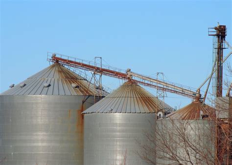 Metal Grain Bin Stock Image Image Of Granary Grainaries 3289293