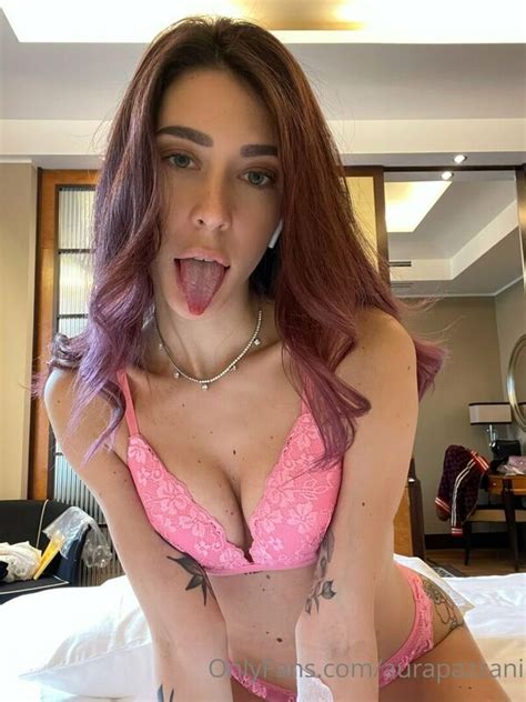 Aura Pazzani Aura Pazzani Aurapazzani Nude Leaks Onlyfans Fapexy