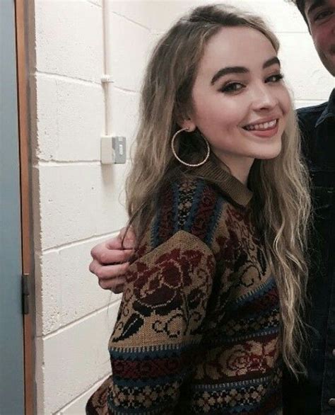 Pin De Jenny Jinx Em Sabrina Carpenter Ideias De Poses Looks Dicas