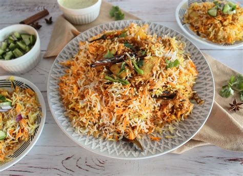 Pakistani Chicken Biryani Recipe The Spice Mess