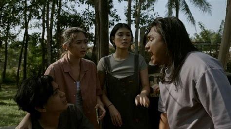 Rekomendasi Tayangan Netflix Indonesia Maret Keramat Caruban