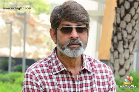 'Legend' deserves the awards: Jagapathi Babu - Telugu News - IndiaGlitz.com