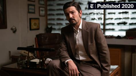 Why Diego Luna Took Convincing to Play a Kingpin in ‘Narcos: Mexico’ - The New York Times