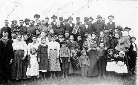 Photos of the early 1900s | Main Street - Early 1900s A scene of Main ...