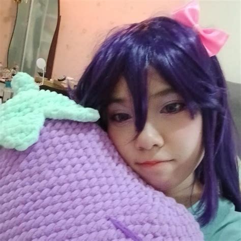 Mari cosplay video : r/OMORI