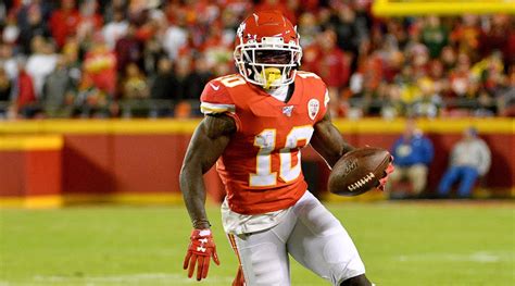 How Many Receiving Yards Will Tyreek Hill Have In 2020 Wkky Country