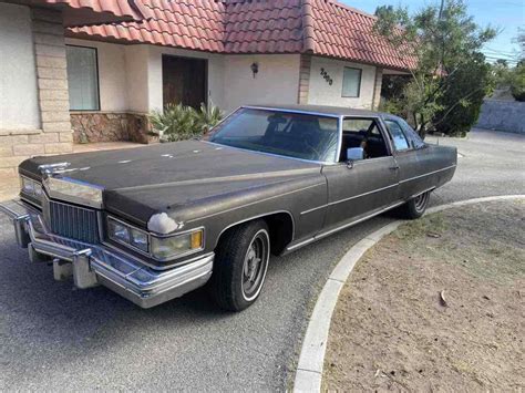 1975 Cadillac Calais Coupe Sedan Brown Rwd Automatic Classic Cadillac