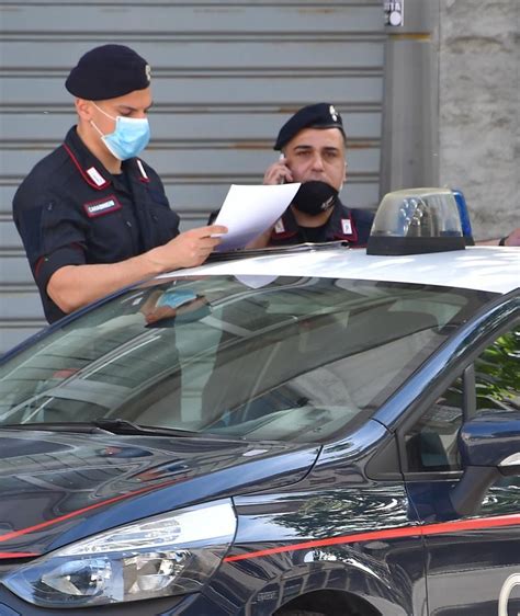 Botte E Insulti Alla Moglie Incinta In Carcere