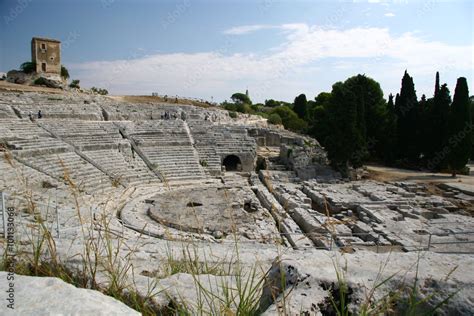 Teatro Greco Griechisches Theater In Syrakus Sizilien Italien